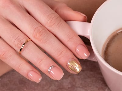 unghie con strass e gold metal transfer foil